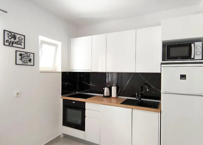 Rivana Apartamento *