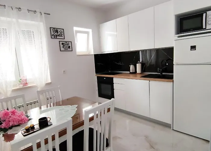 Rivana Baška Voda